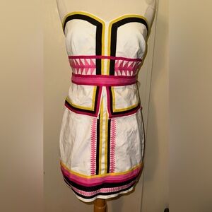 Signatures White Pink geo embroidered sweetheart strapless mini dress L